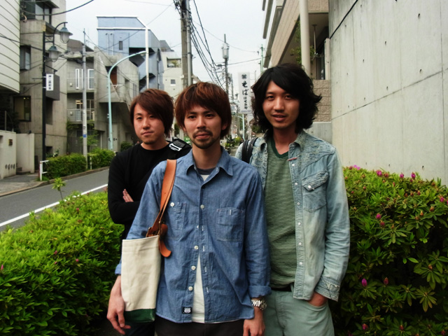 2010042106.jpg